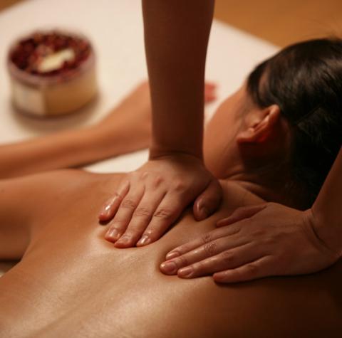 massage-therapy-photo massage-therapy-photo
